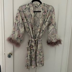 NWOT Chill by Cravings (Chrissy Tiegen) Robe
